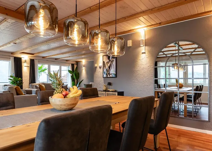 아파트 Spirit - The Penthouse - View - Parking